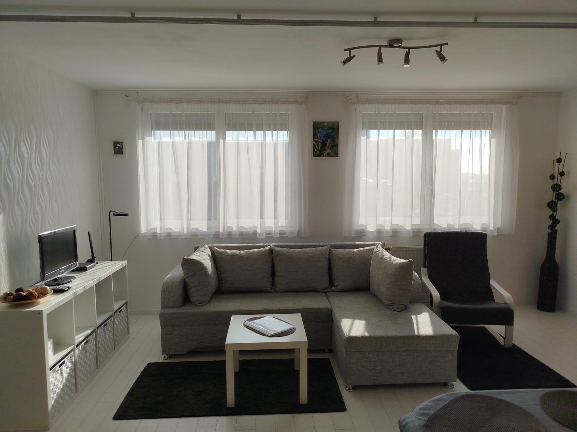 Csongor Apartment *